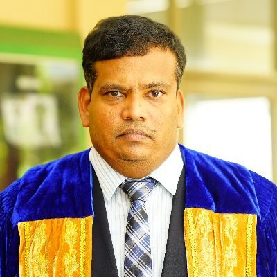 Dr,Vasanthapriyan
